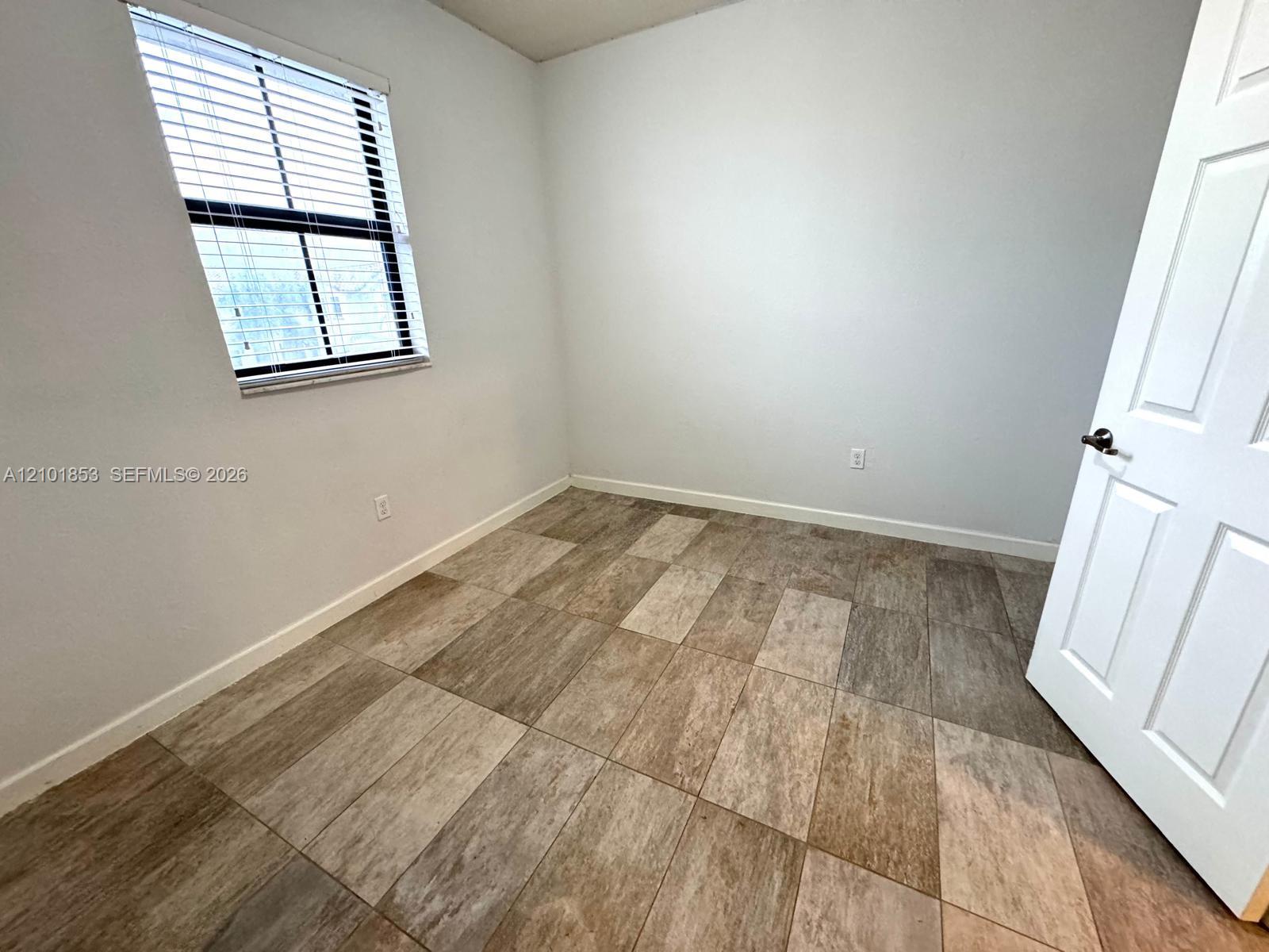 10630 NW 88th Street gallery image #22
