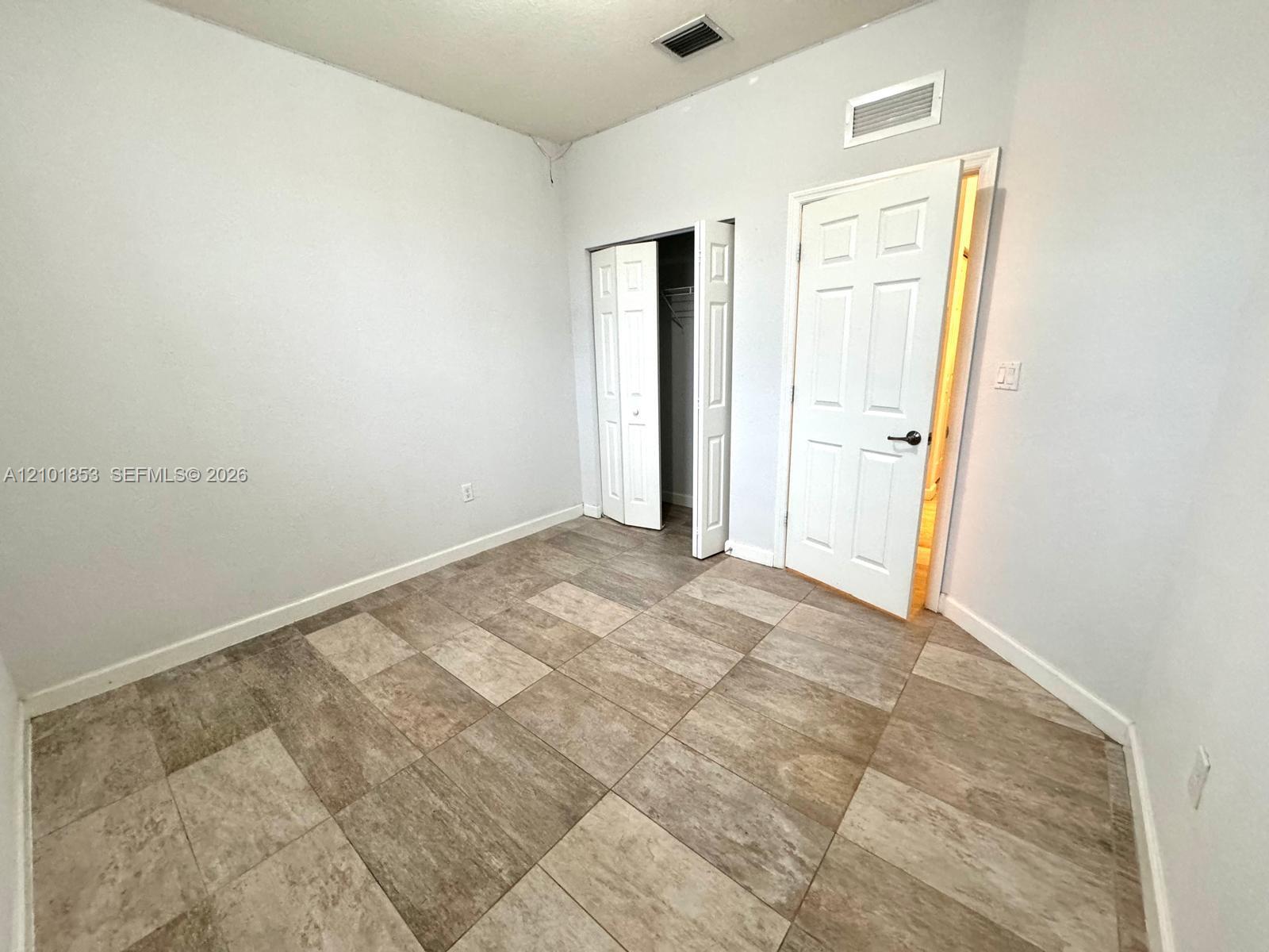 10630 NW 88th Street gallery image #23