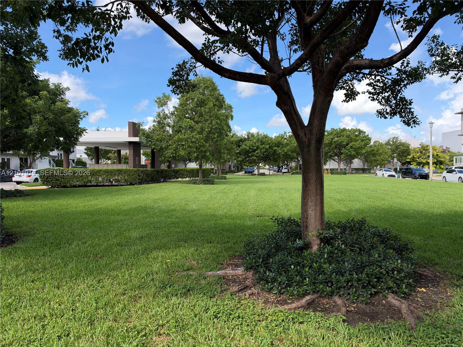 10225 NW 63rd Terrace gallery image #25