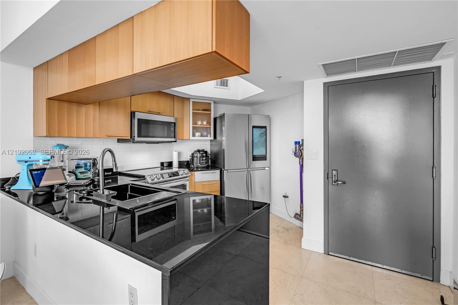 1750 N Bayshore Drive