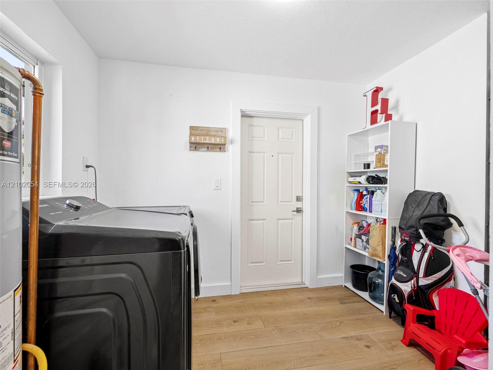 231 SW 28th Terrace gallery image #25