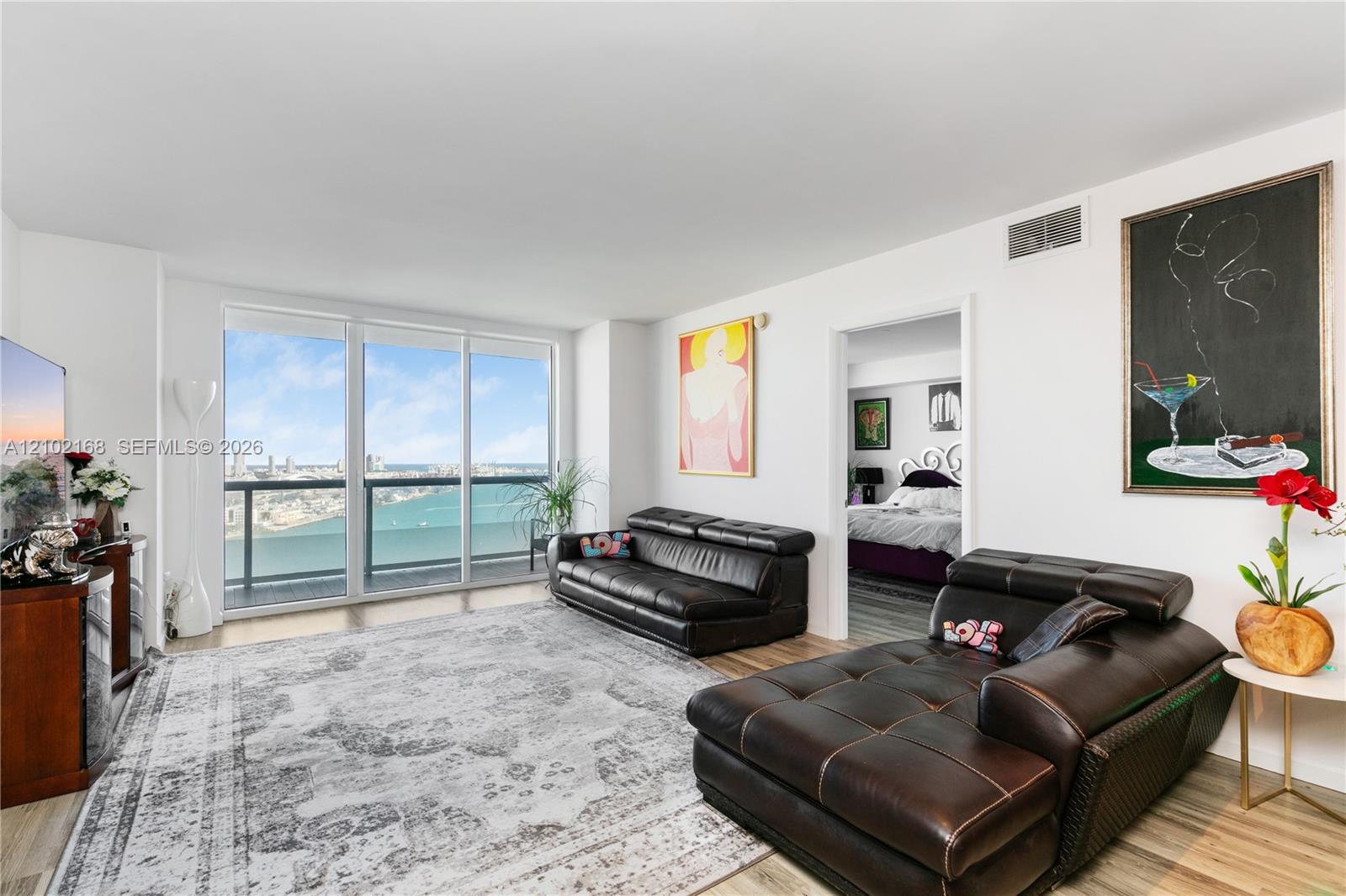 50 Biscayne Boulevard gallery image #11