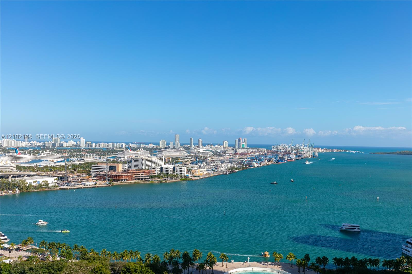 50 Biscayne Boulevard gallery image #4