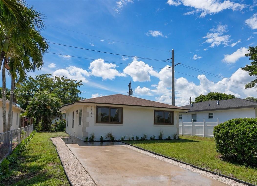 2842 NW 9th Place gallery image #1