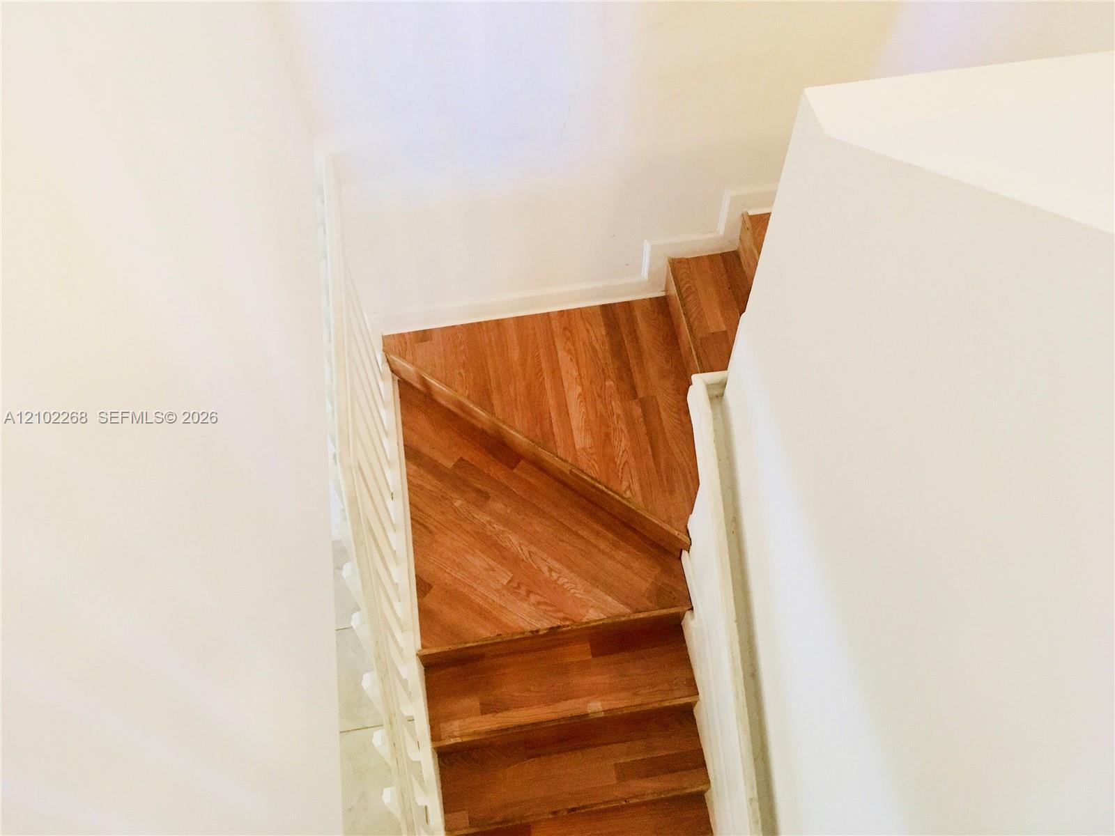 10310 NW 70th Terrace gallery image #17