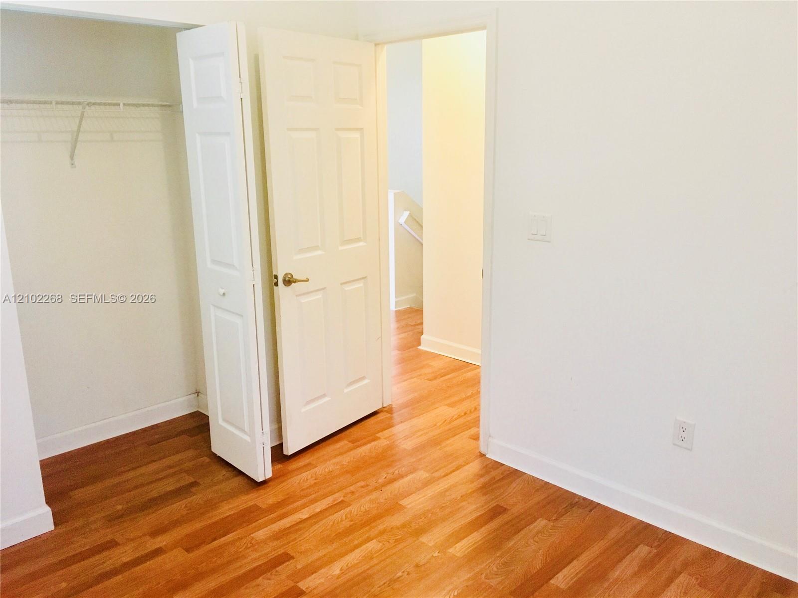 10310 NW 70th Terrace gallery image #25