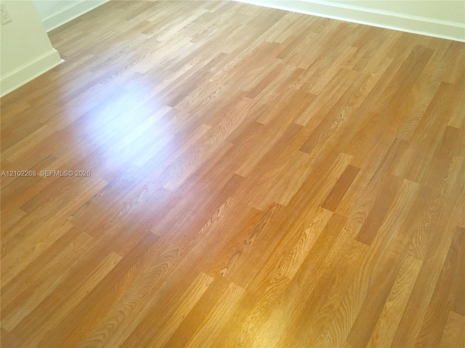 10310 NW 70th Terrace gallery image #30