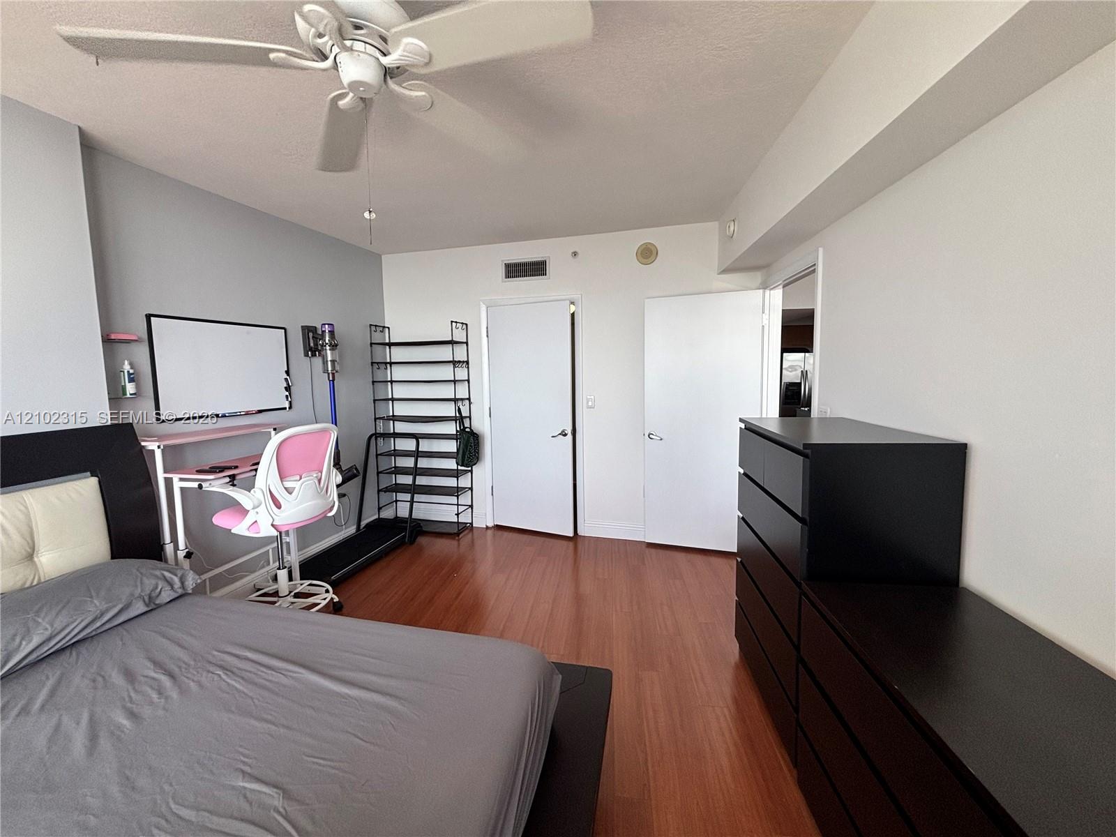 1750 N Bayshore Drive