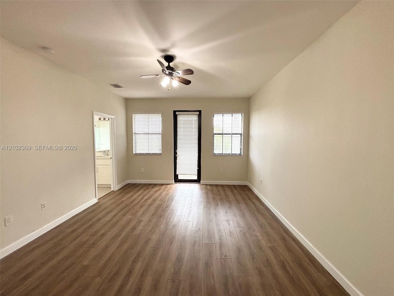 10445 NW 61 Lane gallery image #10