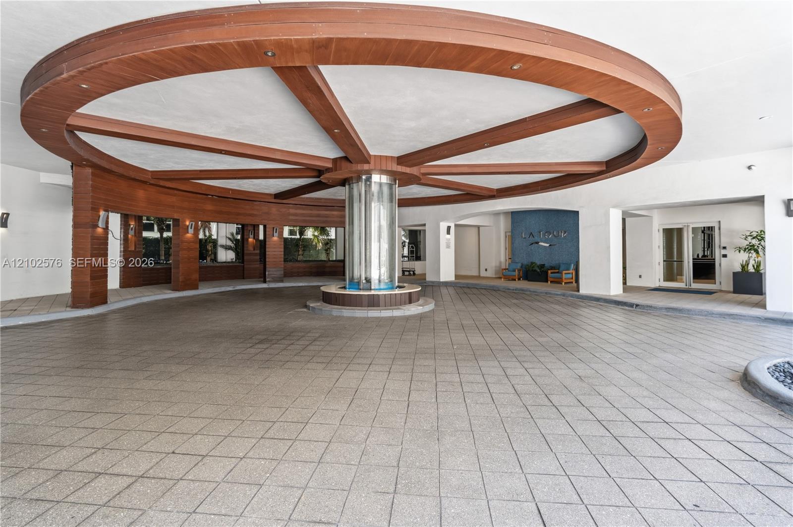 4201 Collins Avenue gallery image #64