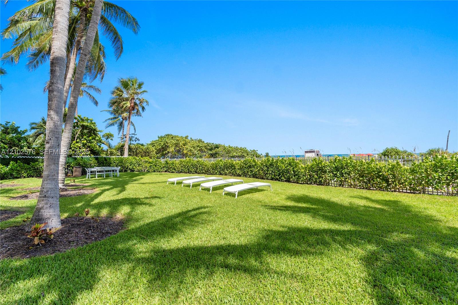 4201 Collins Avenue gallery image #80