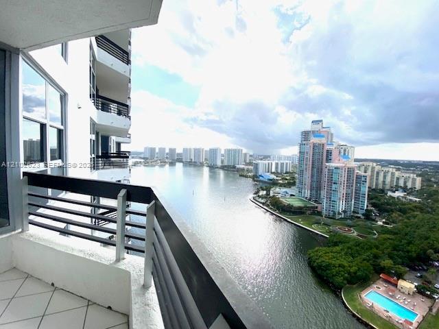 3530 Mystic Pointe Drive