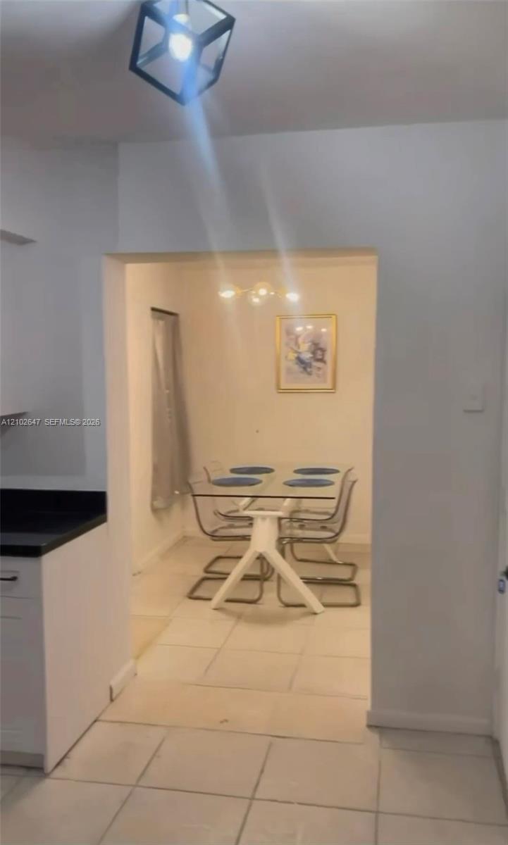 1100 NW 11th Place gallery image #3