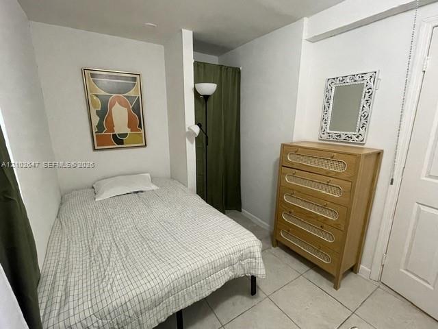 1100 NW 11th Place gallery image #8