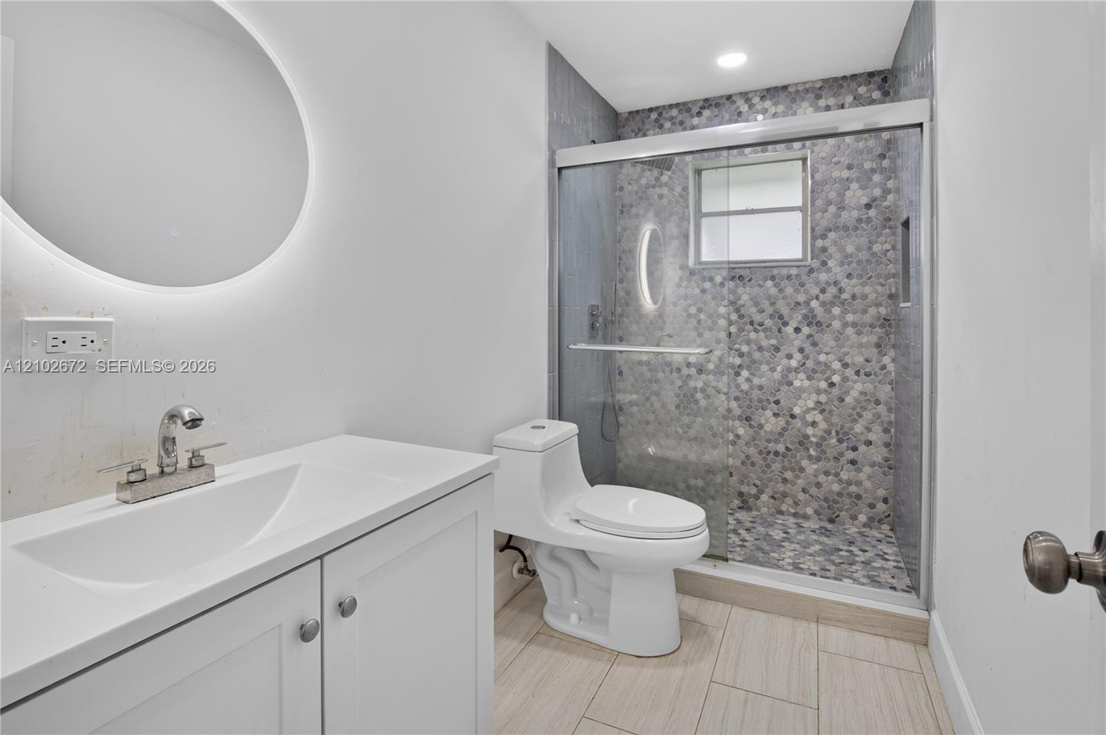 719 SW 18th Street gallery image #25