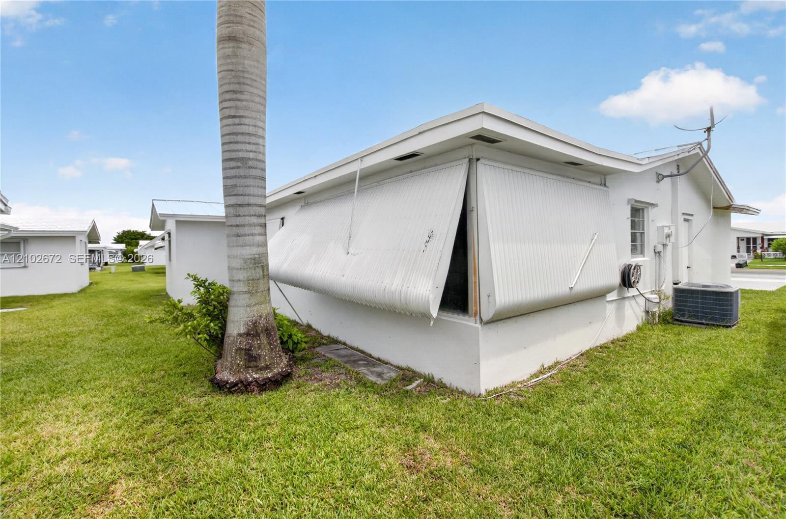 719 SW 18th Street gallery image #29