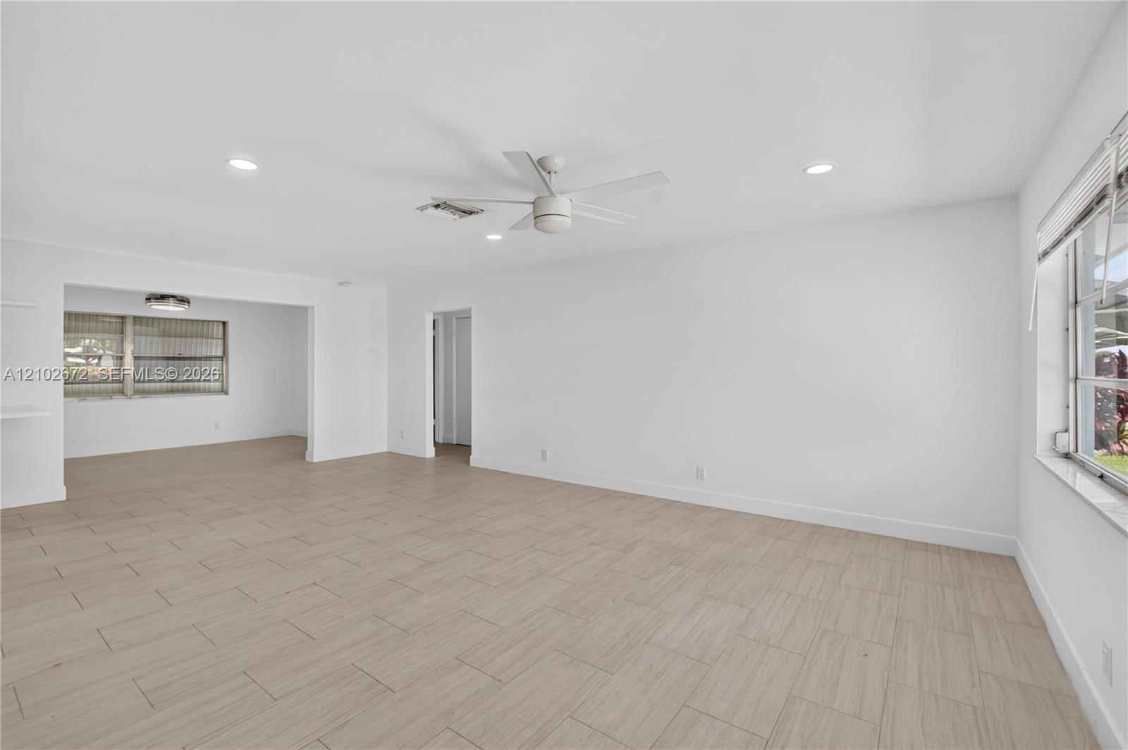 719 SW 18th Street gallery image #5