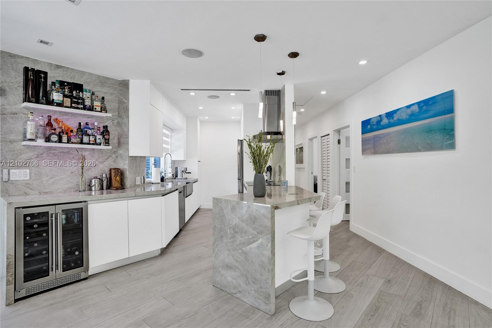 7640 Bayside Lane gallery image #6