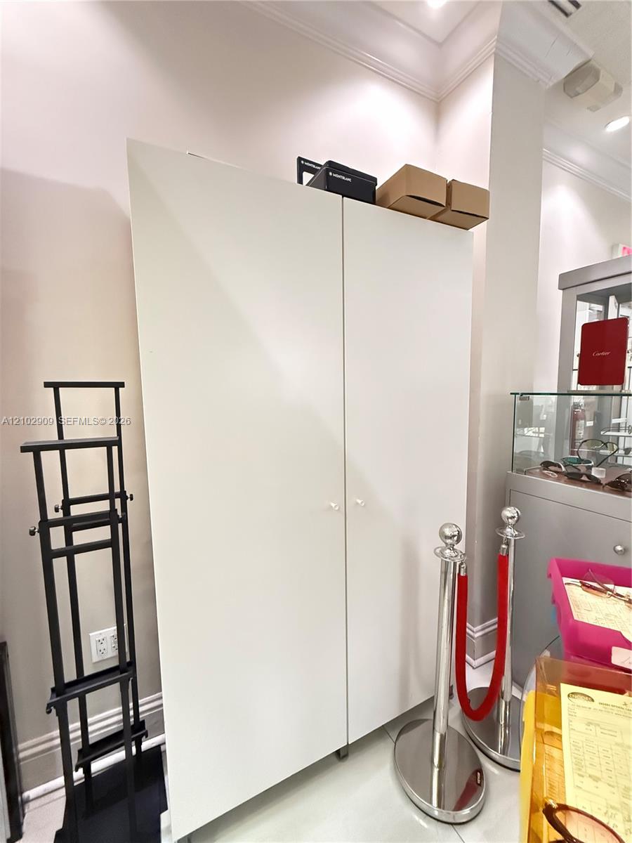 NE 207th Street gallery image #34