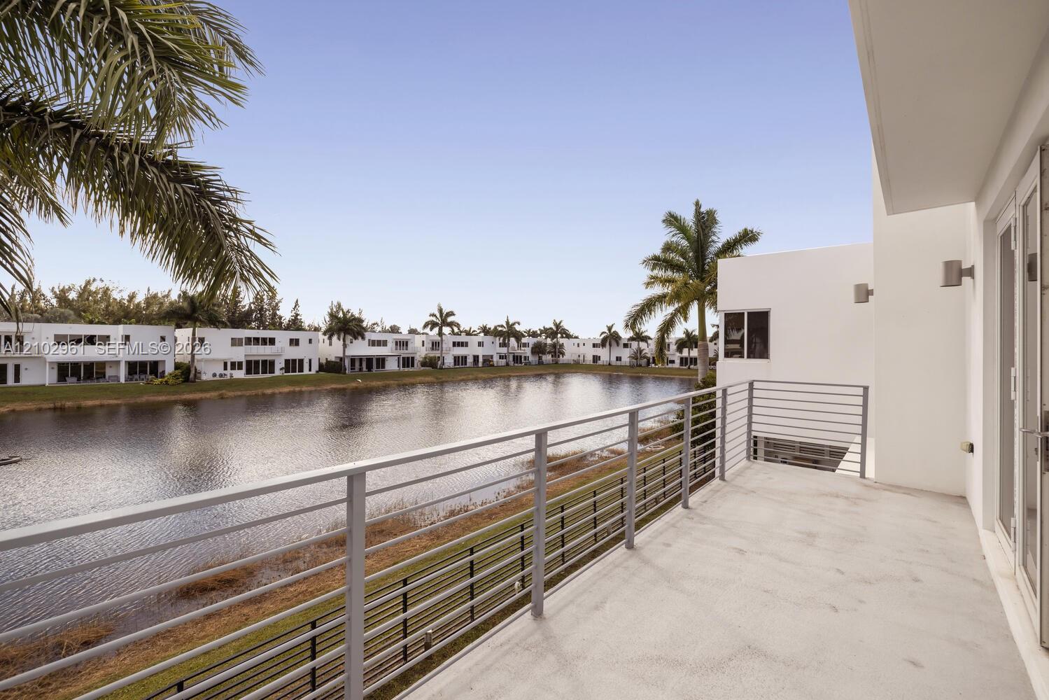 10250 NW 75th Terrace gallery image #11