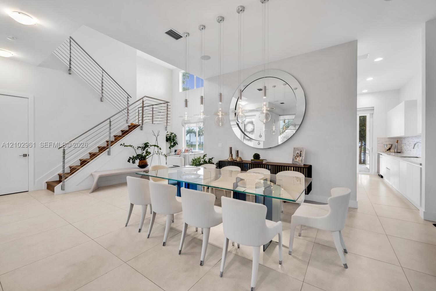 10250 NW 75th Terrace gallery image #3