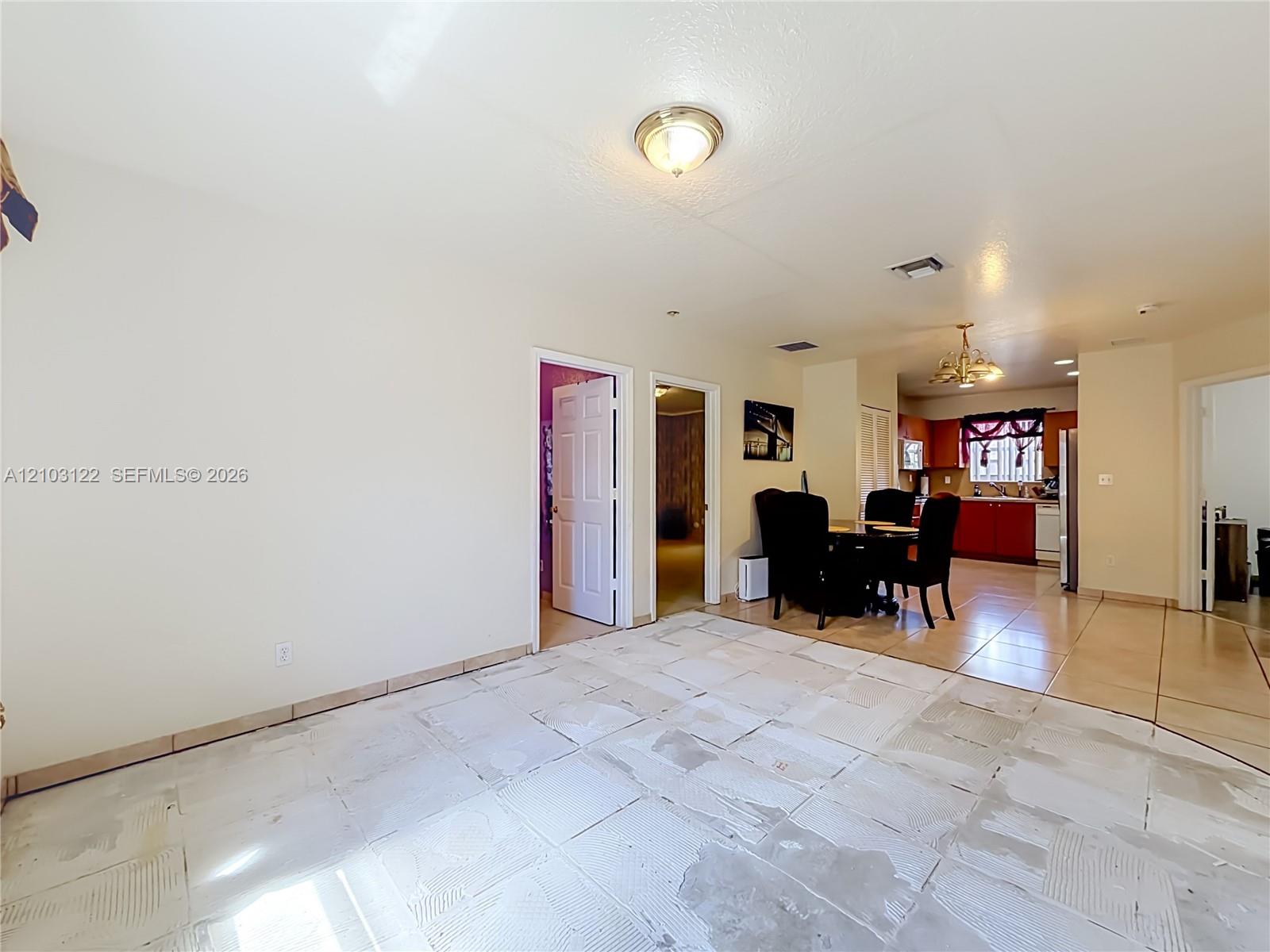 113 NW 28th Terrace gallery image #6