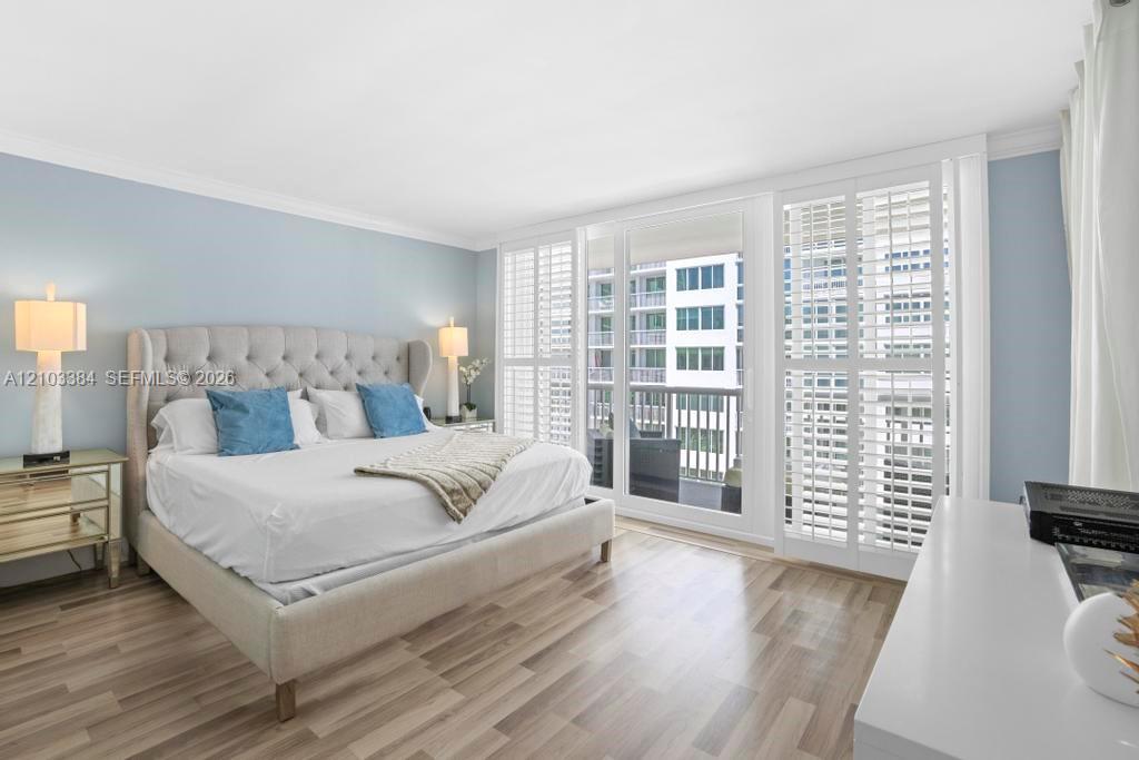 5401 Collins Avenue gallery image #11