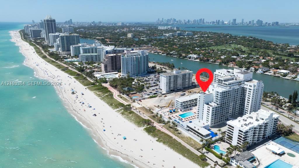 5401 Collins Avenue gallery image #21
