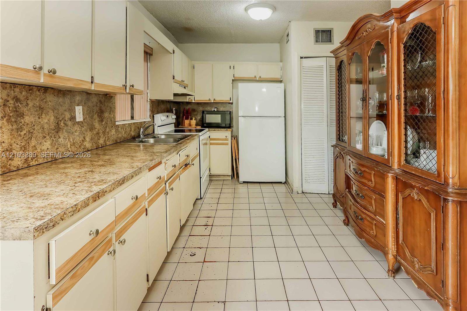 11560 SW 184th Street