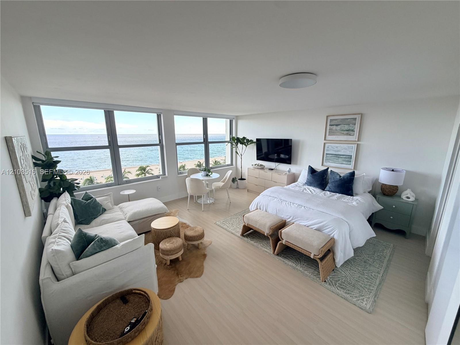 2899 Collins Avenue gallery image #2