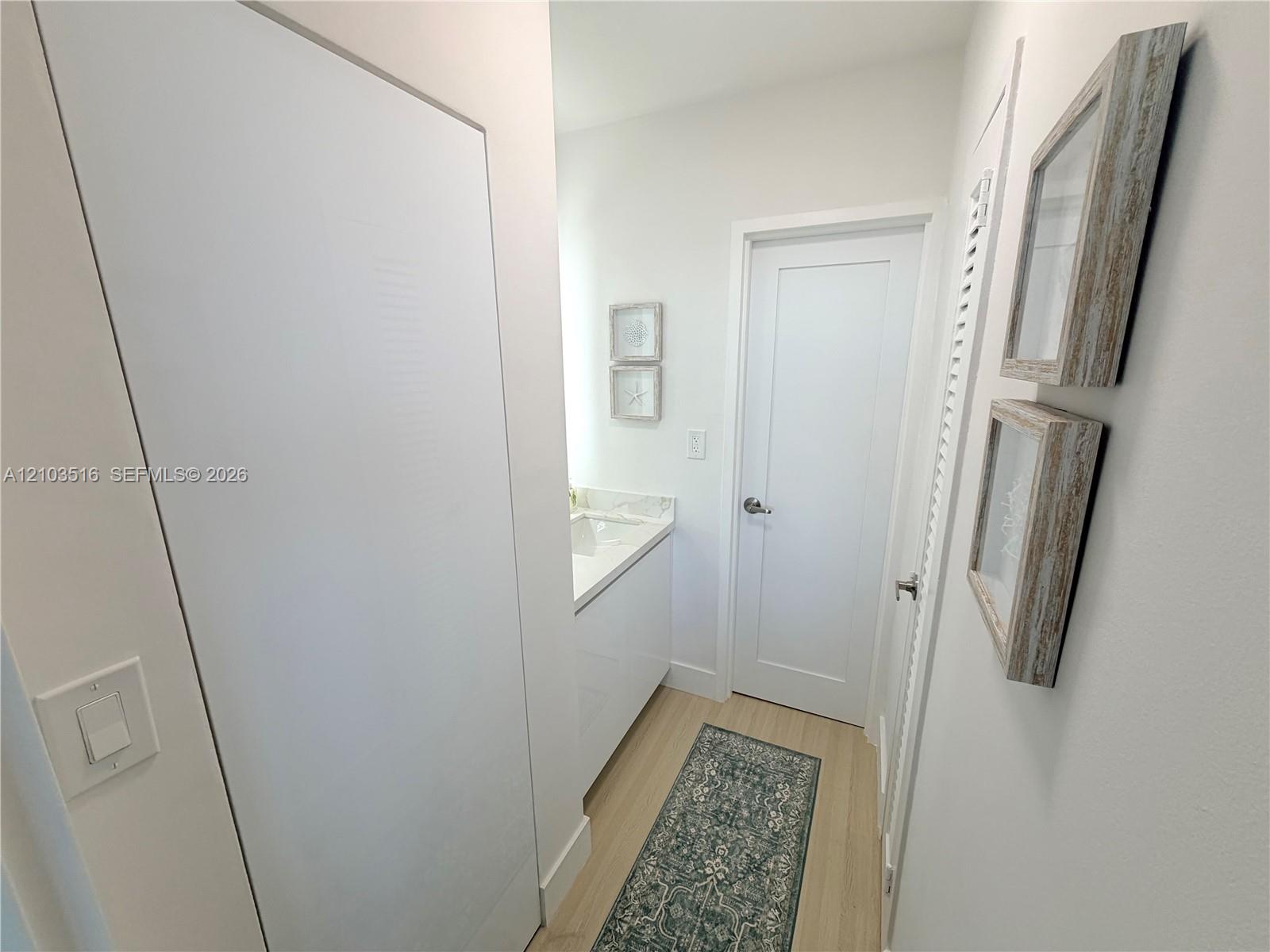 2899 Collins Avenue gallery image #7
