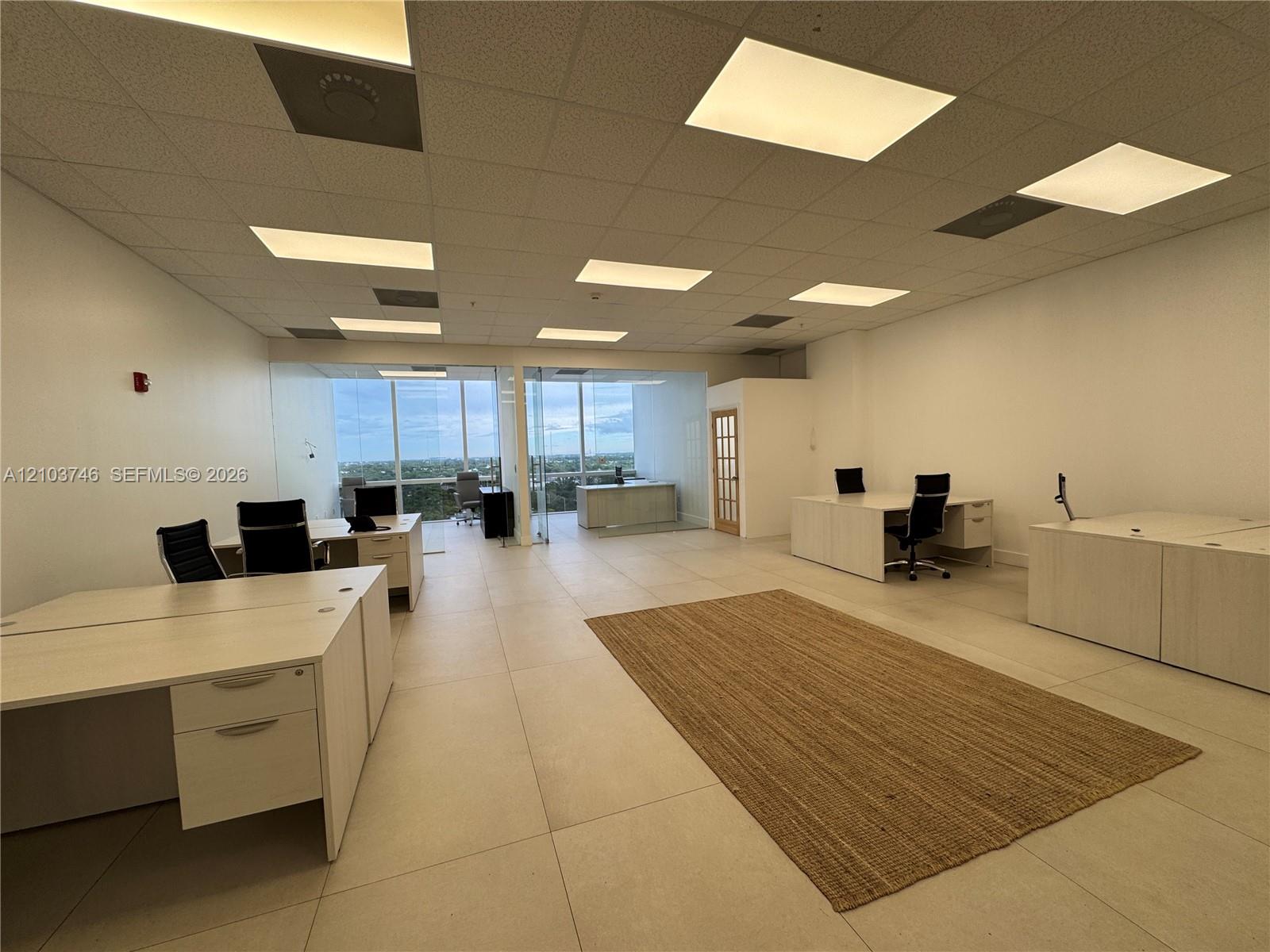 20200 W Dixie Highway gallery image #8