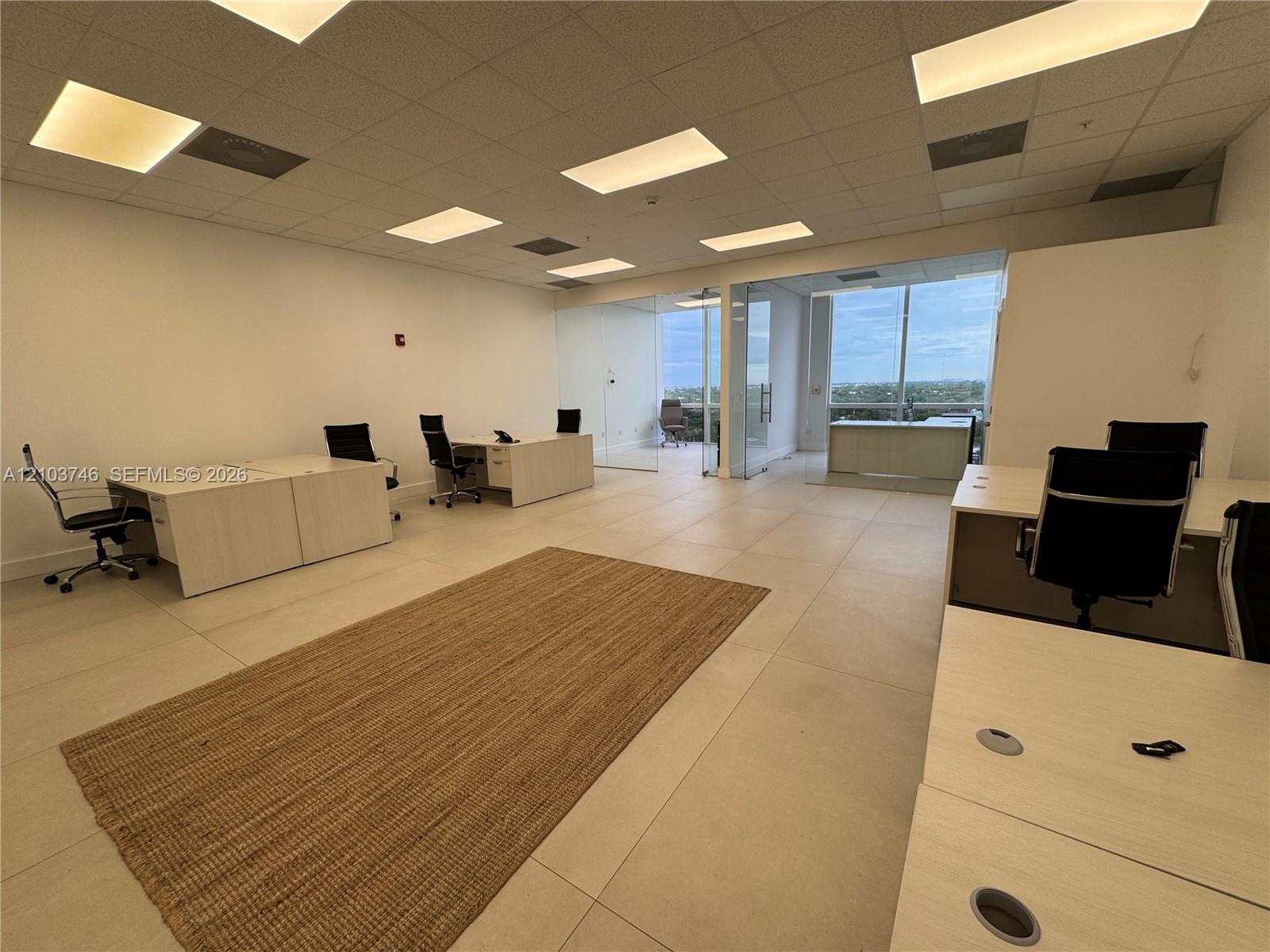 20200 W Dixie Highway gallery image #9