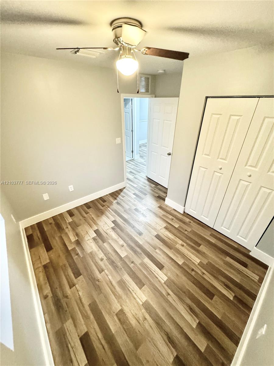 930 NW 2nd Street gallery image #13