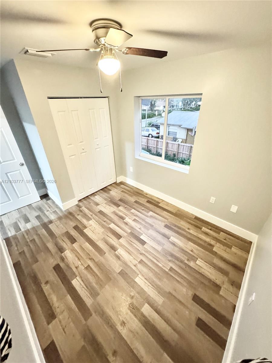 930 NW 2nd Street gallery image #19