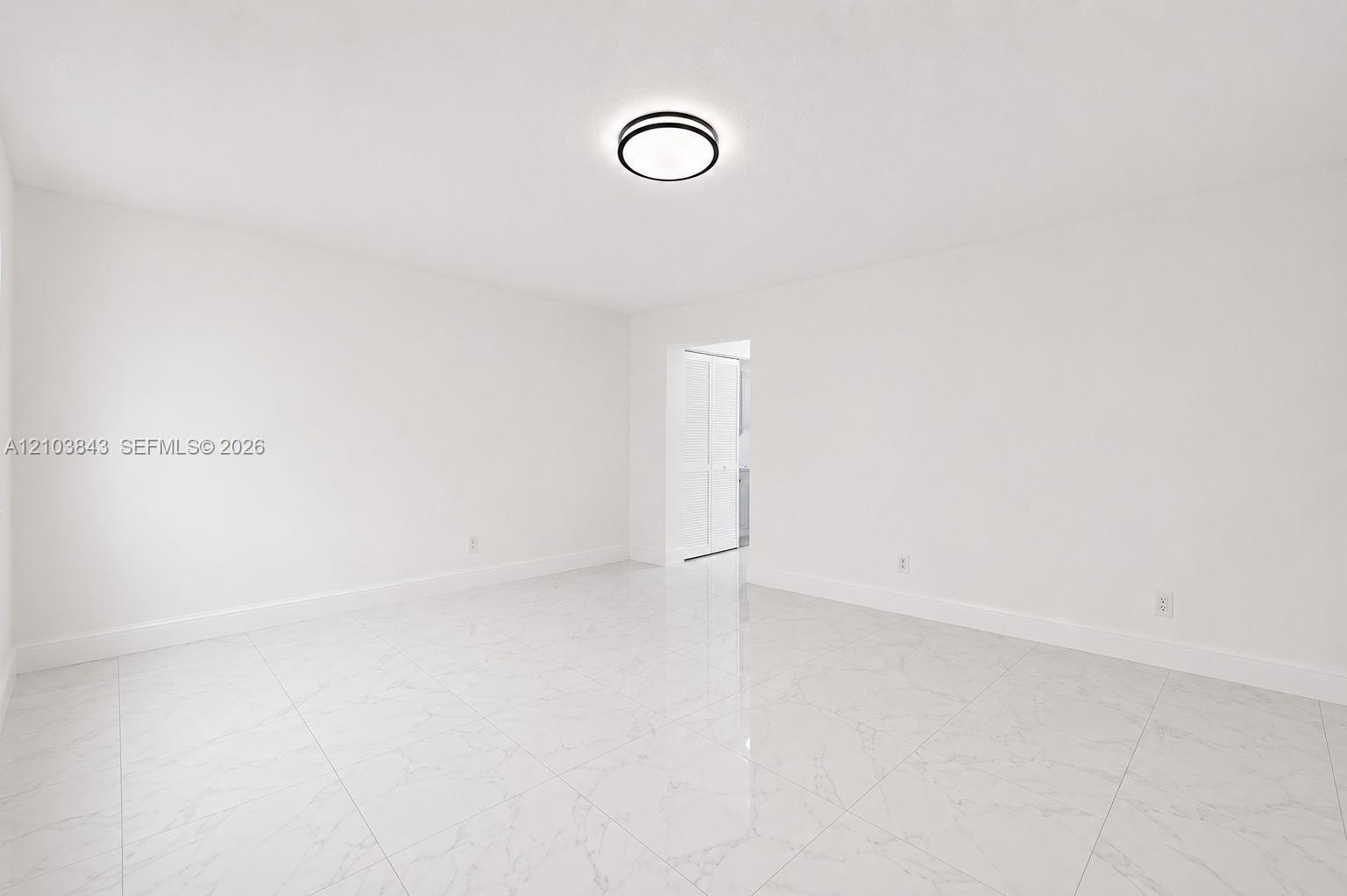 915 Jefferson Avenue gallery image #2