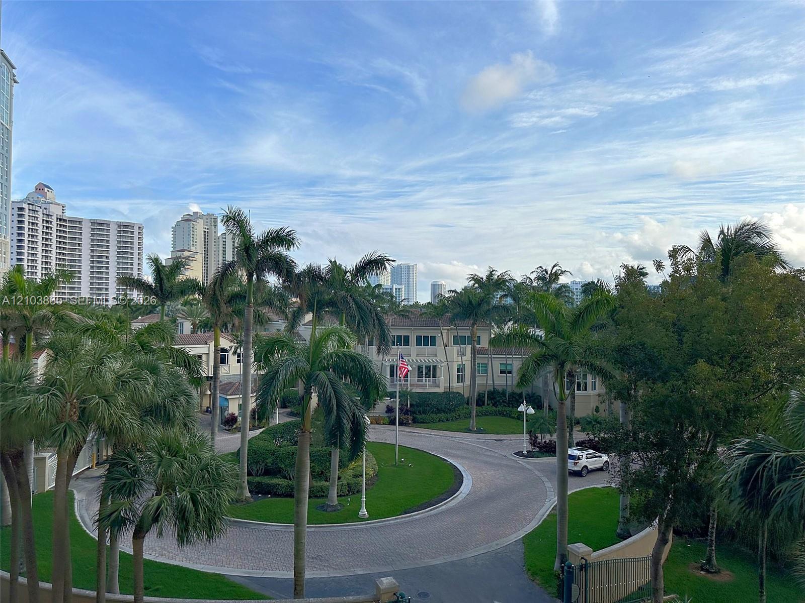 19501 W Country Club Drive