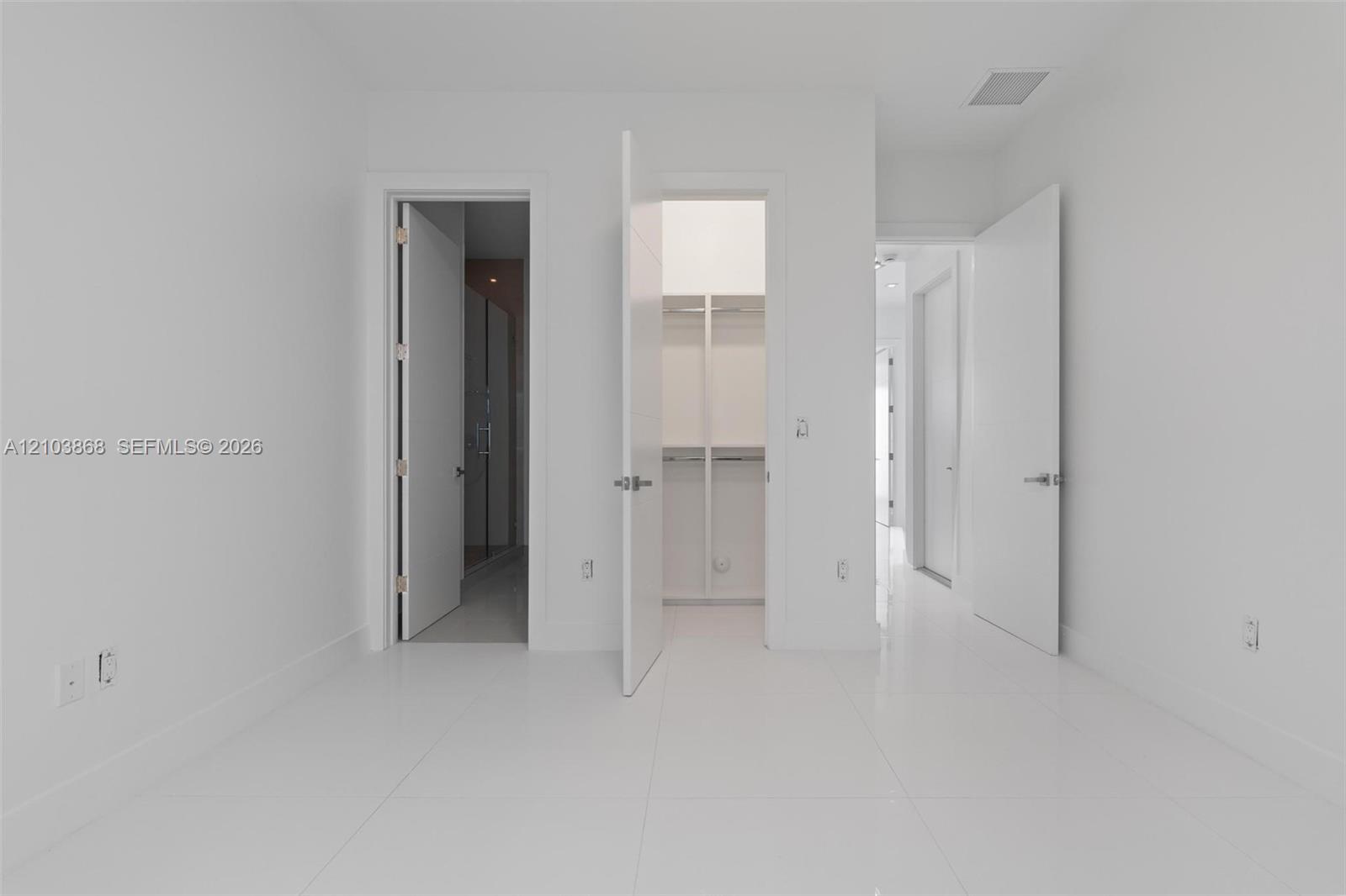 10431 NW 68th Terrace gallery image #20