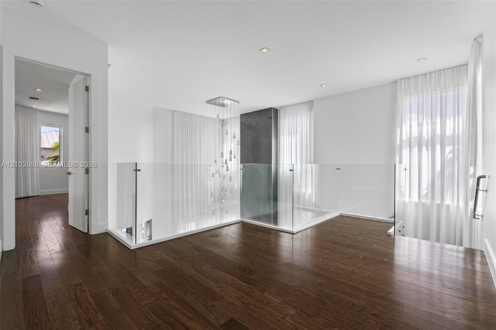 10431 NW 68th Terrace gallery image #23