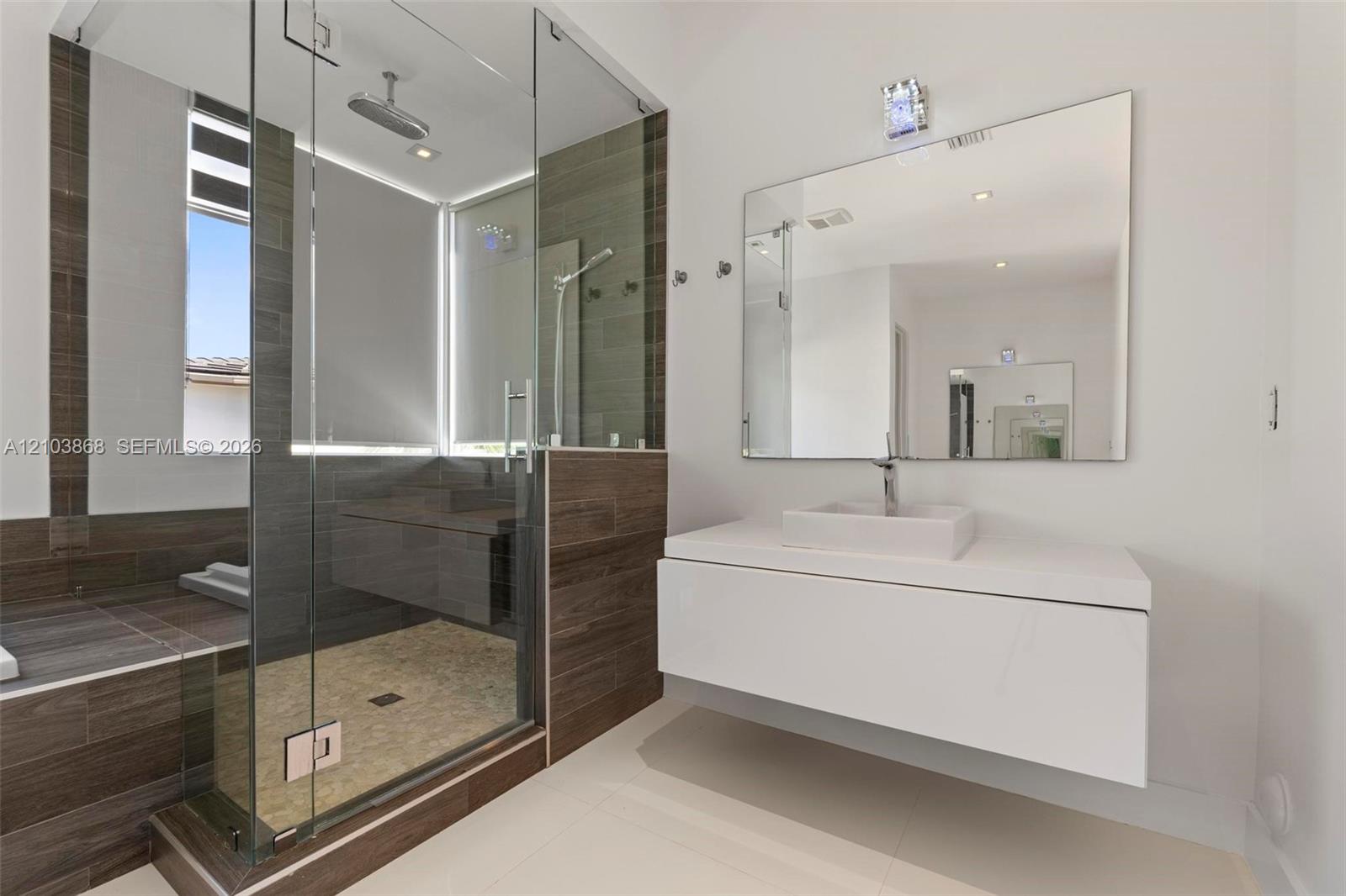 10431 NW 68th Terrace gallery image #30