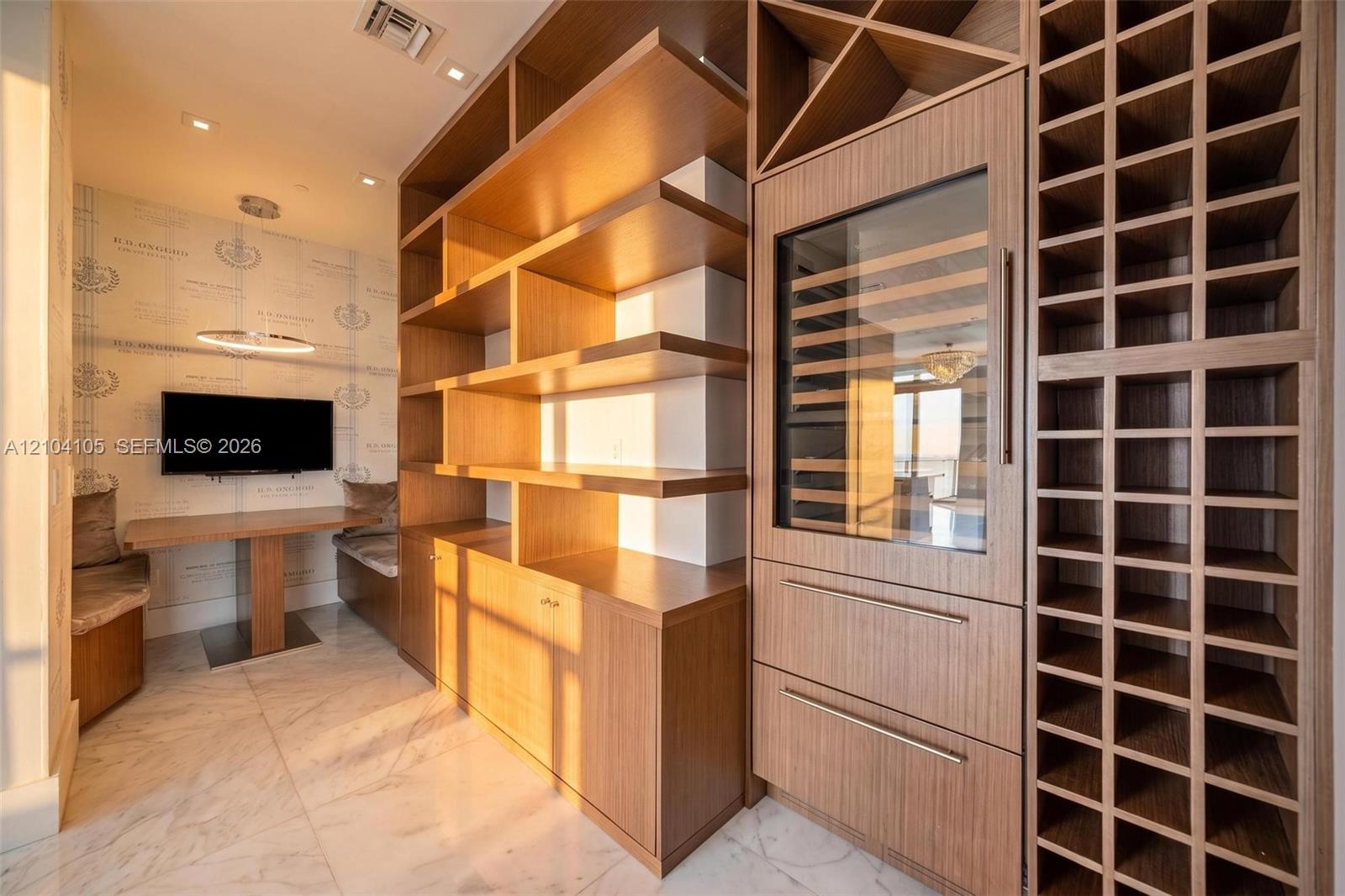 460 NE 28th Street