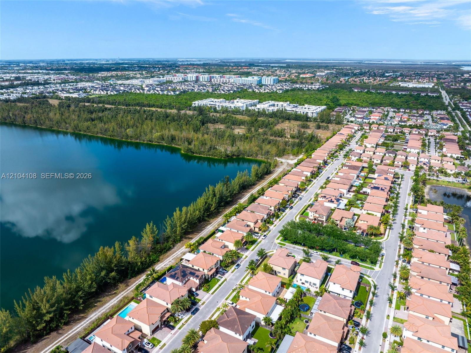 9890 NW 86th Terrace gallery image #13
