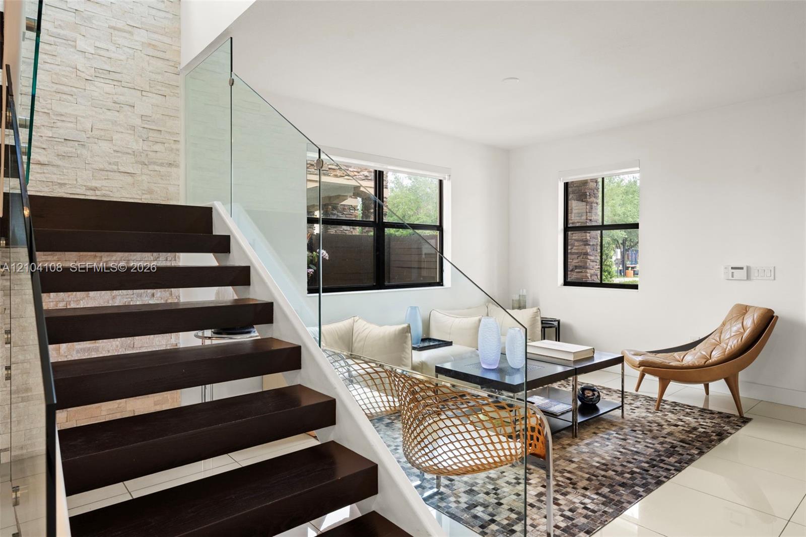 9890 NW 86th Terrace gallery image #21