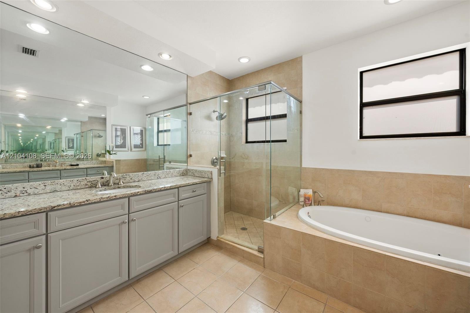 9890 NW 86th Terrace gallery image #50