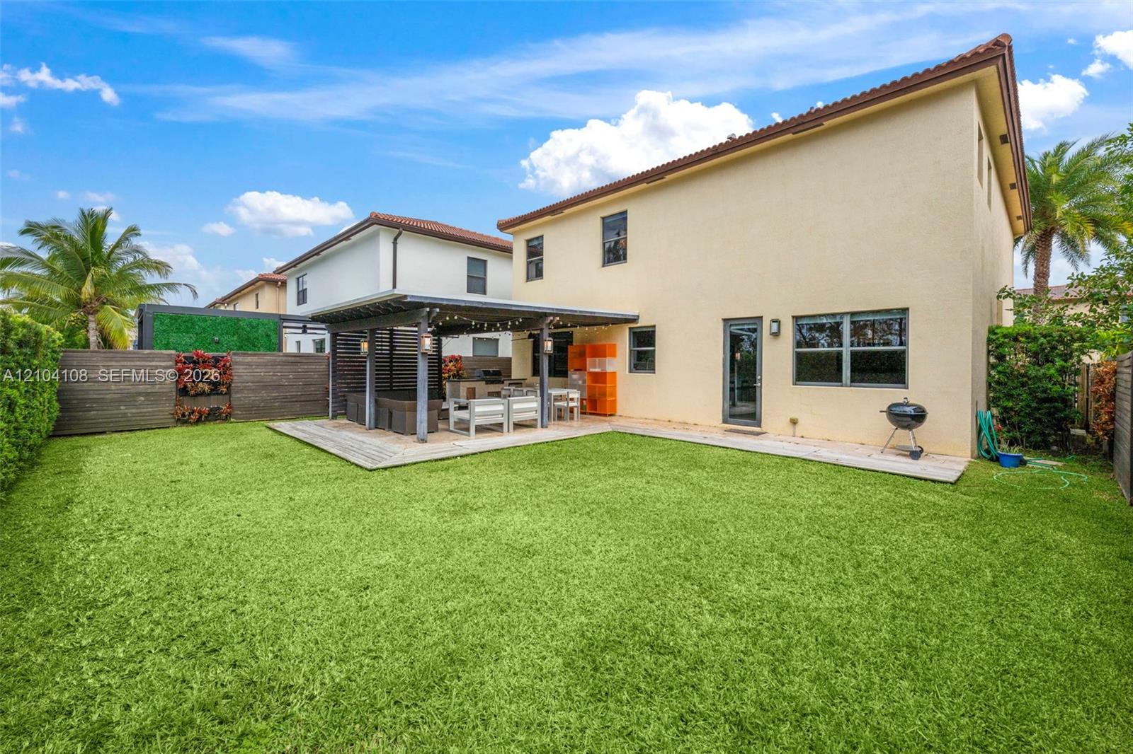 9890 NW 86th Terrace gallery image #67