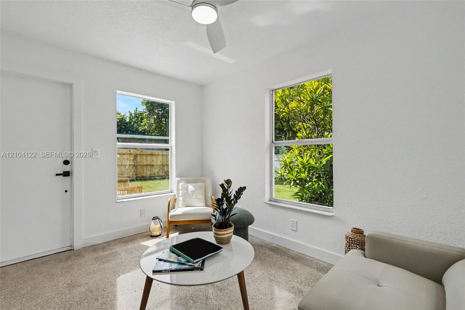 471 SW 27th Terrace gallery image #18