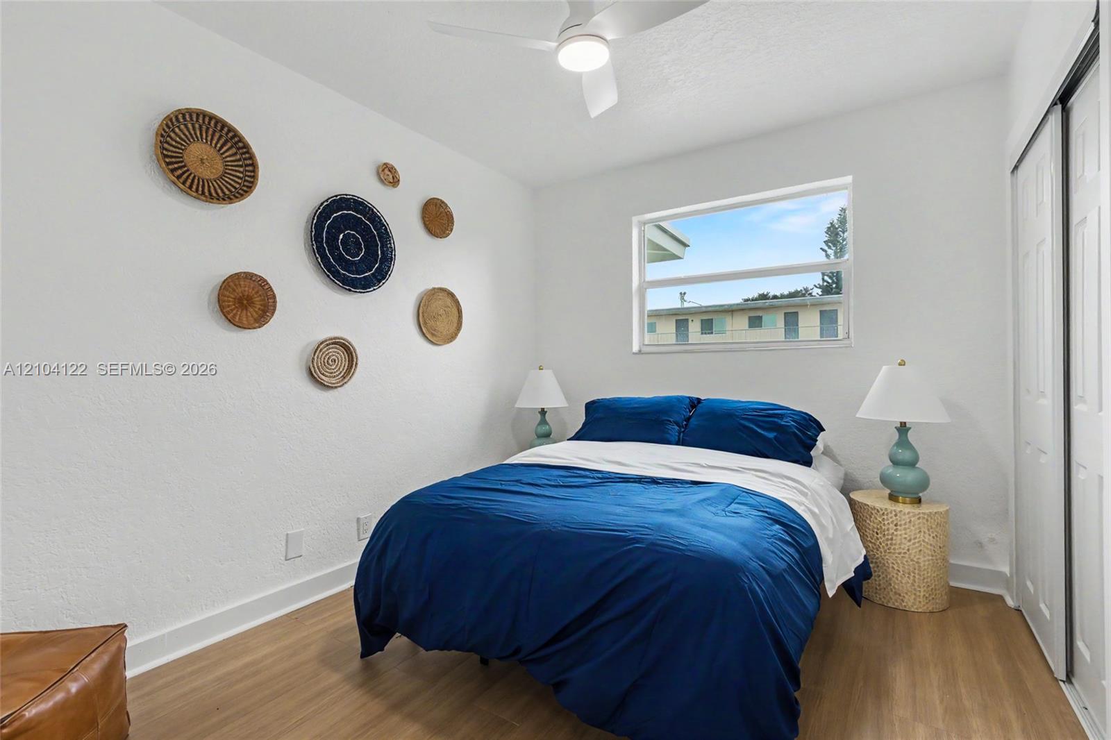 471 SW 27th Terrace gallery image #19