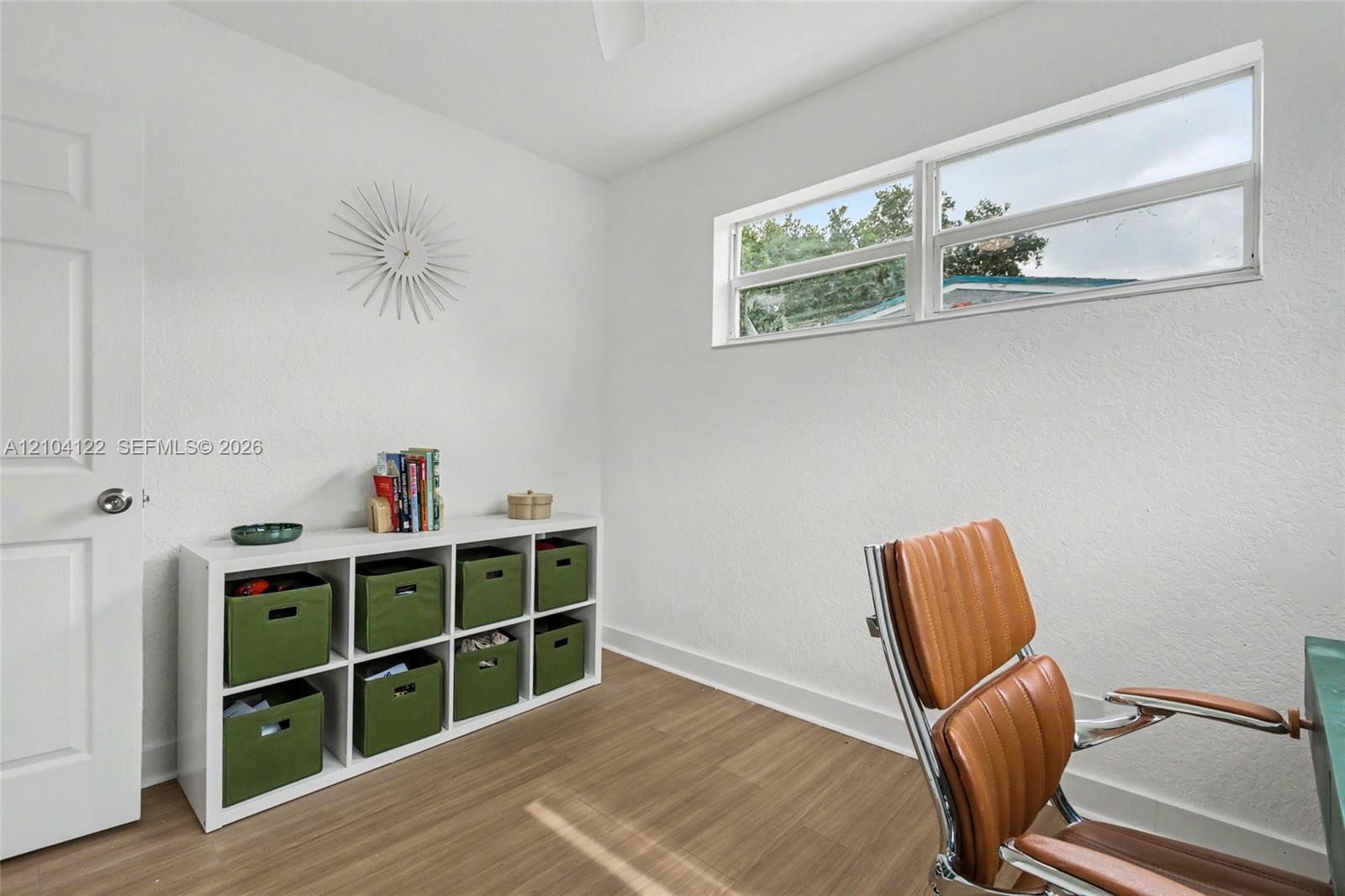 471 SW 27th Terrace gallery image #25