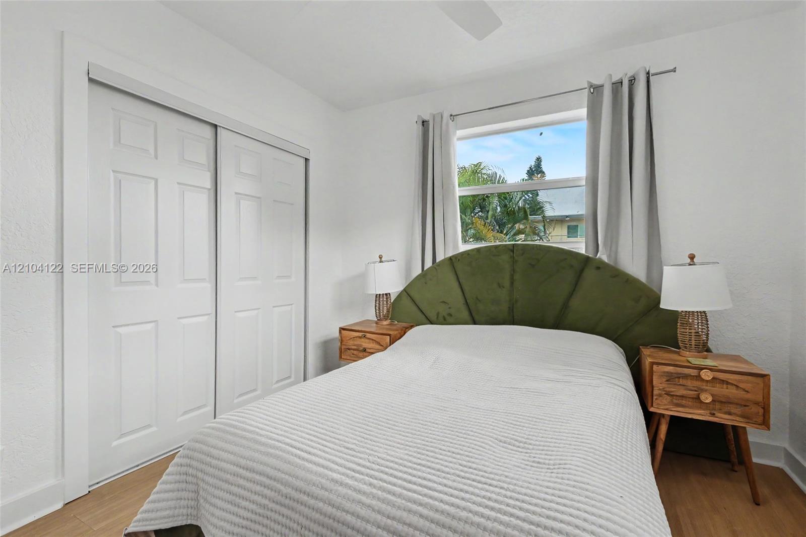 471 SW 27th Terrace gallery image #31