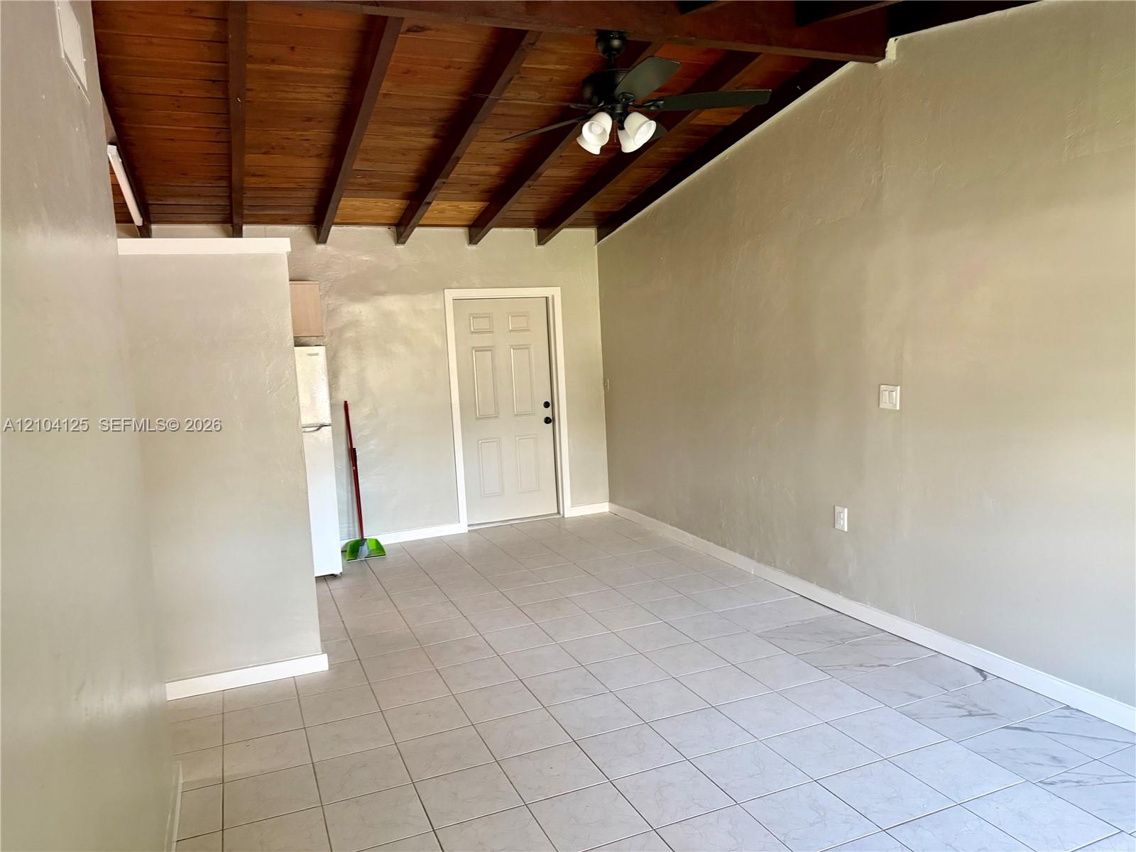 525 SW 22nd Terrace gallery image #4